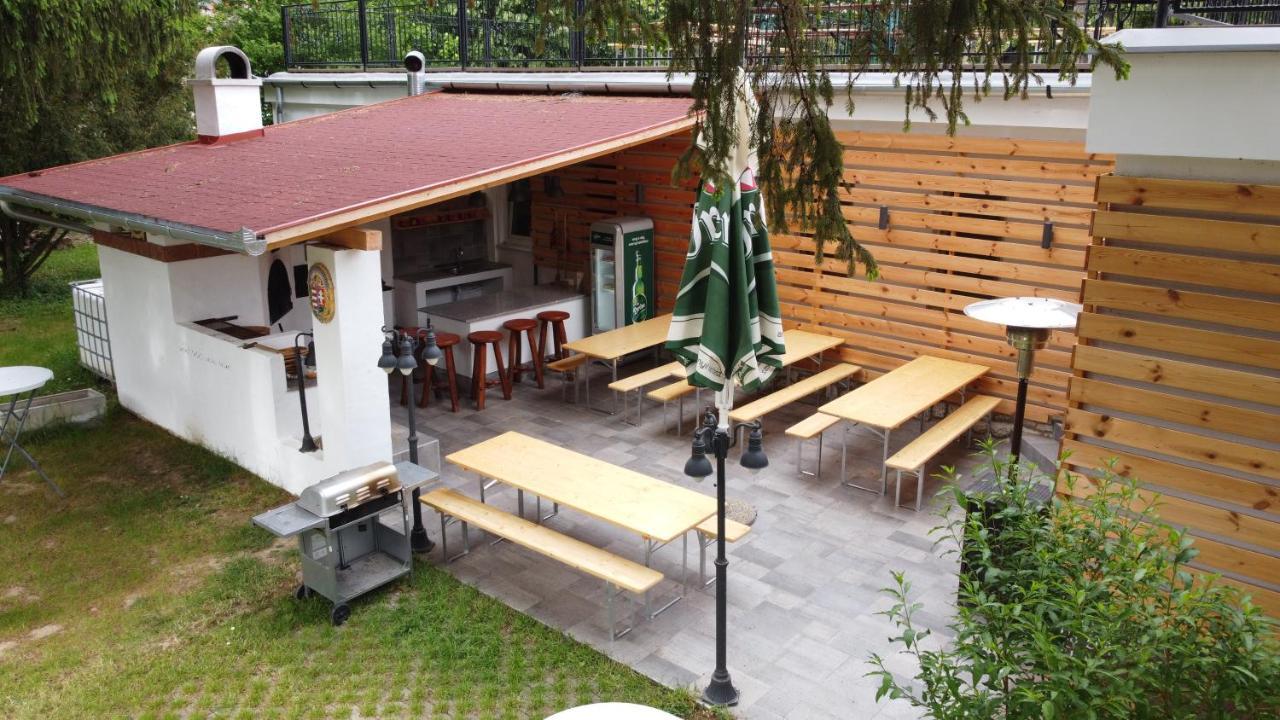 Hotel No Stress Panzio Harkány Exteriér fotografie